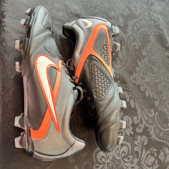 Nike libretto women’s soccer shoes black 488134-010 size 8 women - Picture 10 of 10